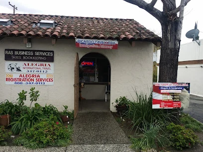 Liliana Castro, Notary Public