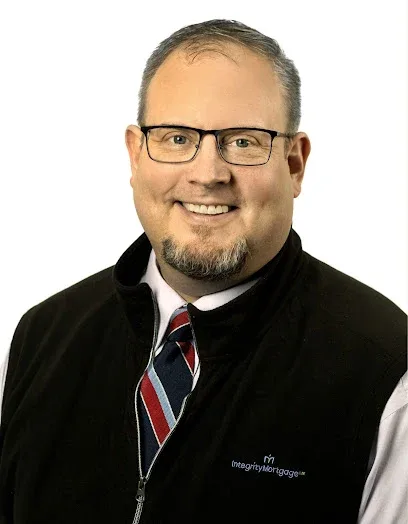 Mobile (Traveling) Notary Public - Maine - Richard Airey